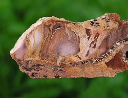 Chalcedon z Ahníkova o rozměru 16x6x4 cm - cca 732 g