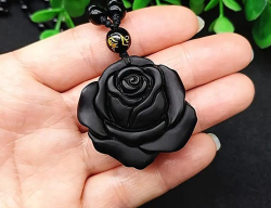 Náhrdelník z Obsidiánu  černá růže  3,6 cm