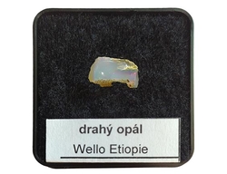 Wello Drahý opál-10-cca 0,60 g-14x8x6 mm