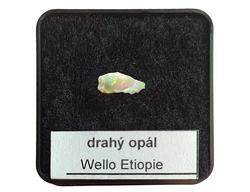 Wello Drahý opál-12-cca 0,12 g-12x7x2 mm