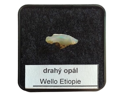 Wello Drahý opál-7-cca 0,50 g-19x8x7 mm