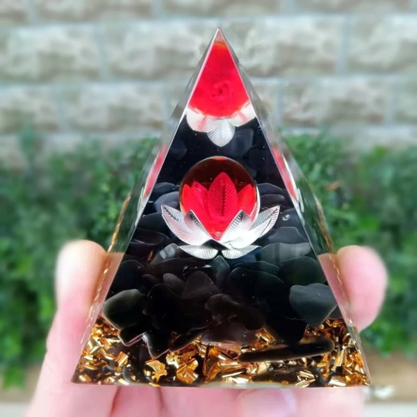 Orgonitová pyramida Lotosový květ  